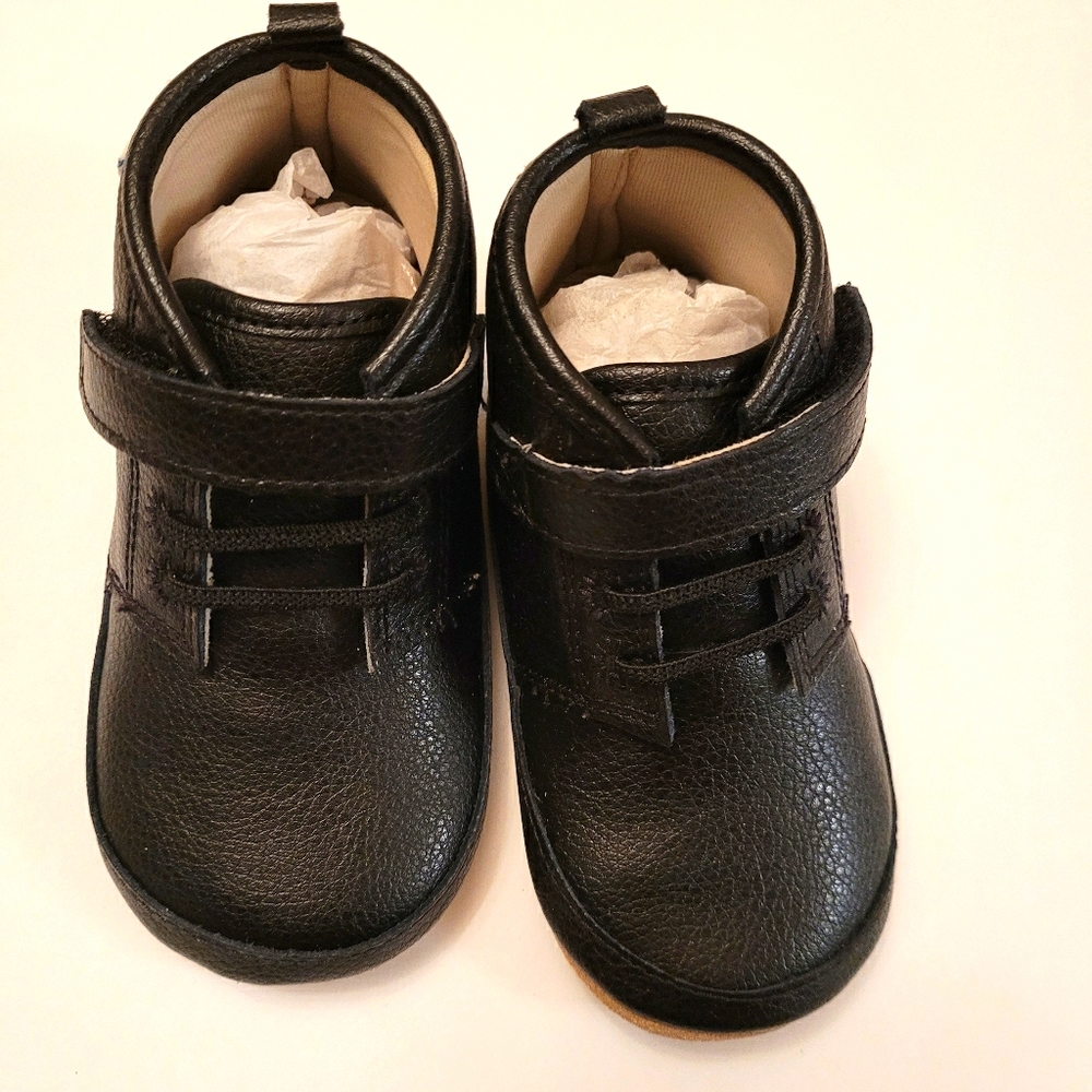Robeez- Mini Shoez collectio leather shoes